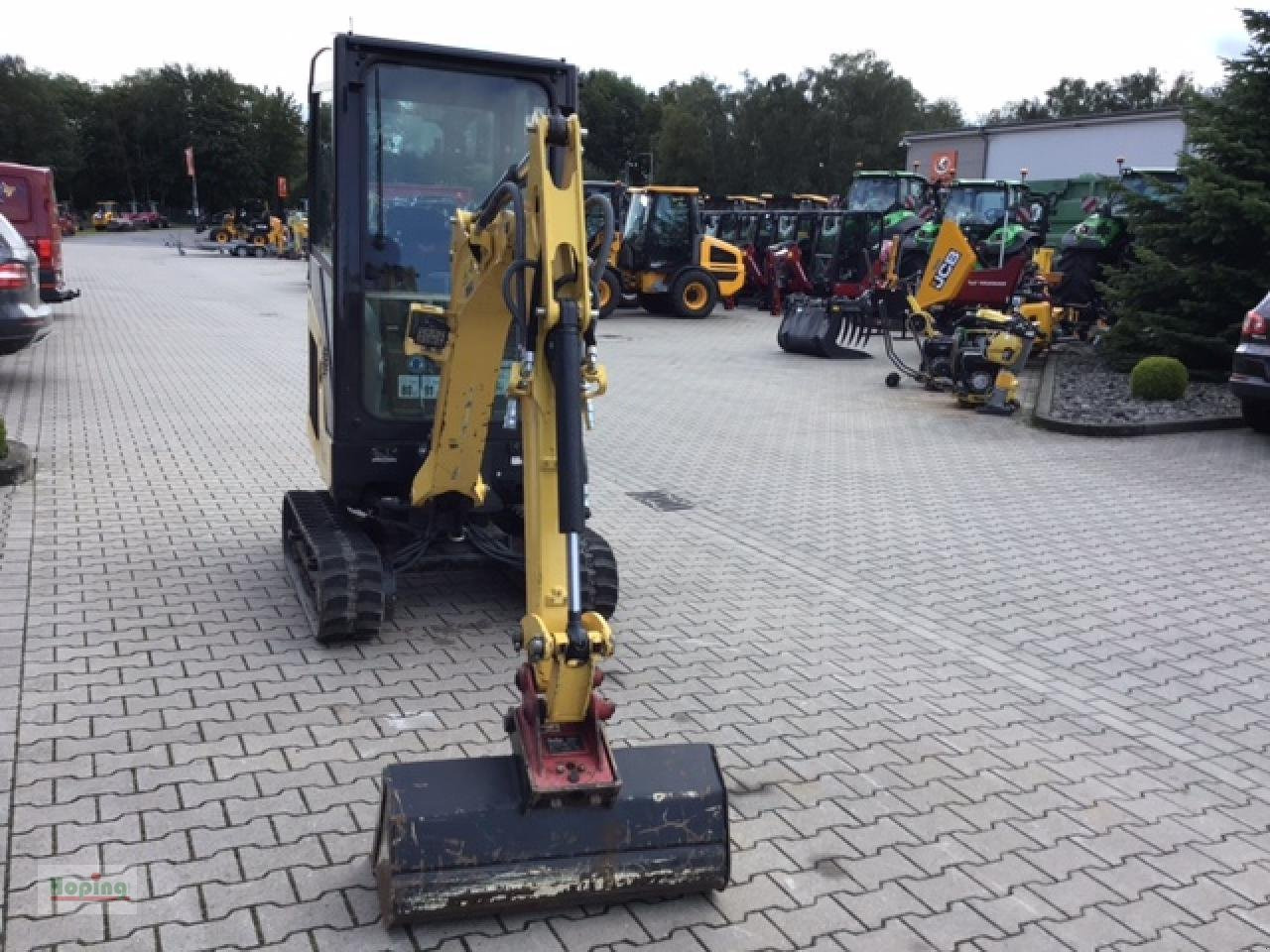 Yanmar SV15 VT - Mini escavadeira: foto 3 Yanmar SV15 VT - Mini escavadeira: foto 3