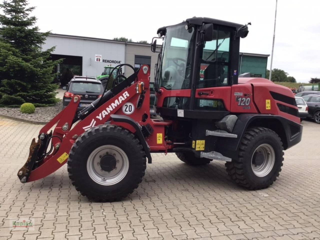 Yanmar V120/5 - Pá carregadora de rodas: foto 4 Yanmar V120/5 - Pá carregadora de rodas: foto 4