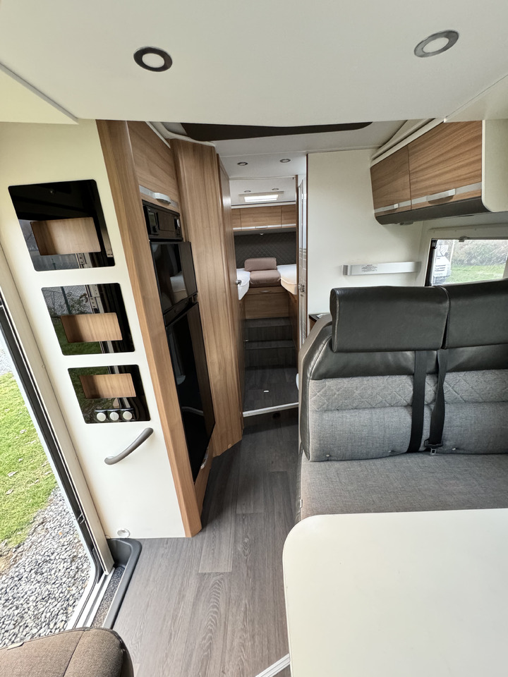 Autocaravana perfilada ADRIA Matrix 670 SL: foto 6
