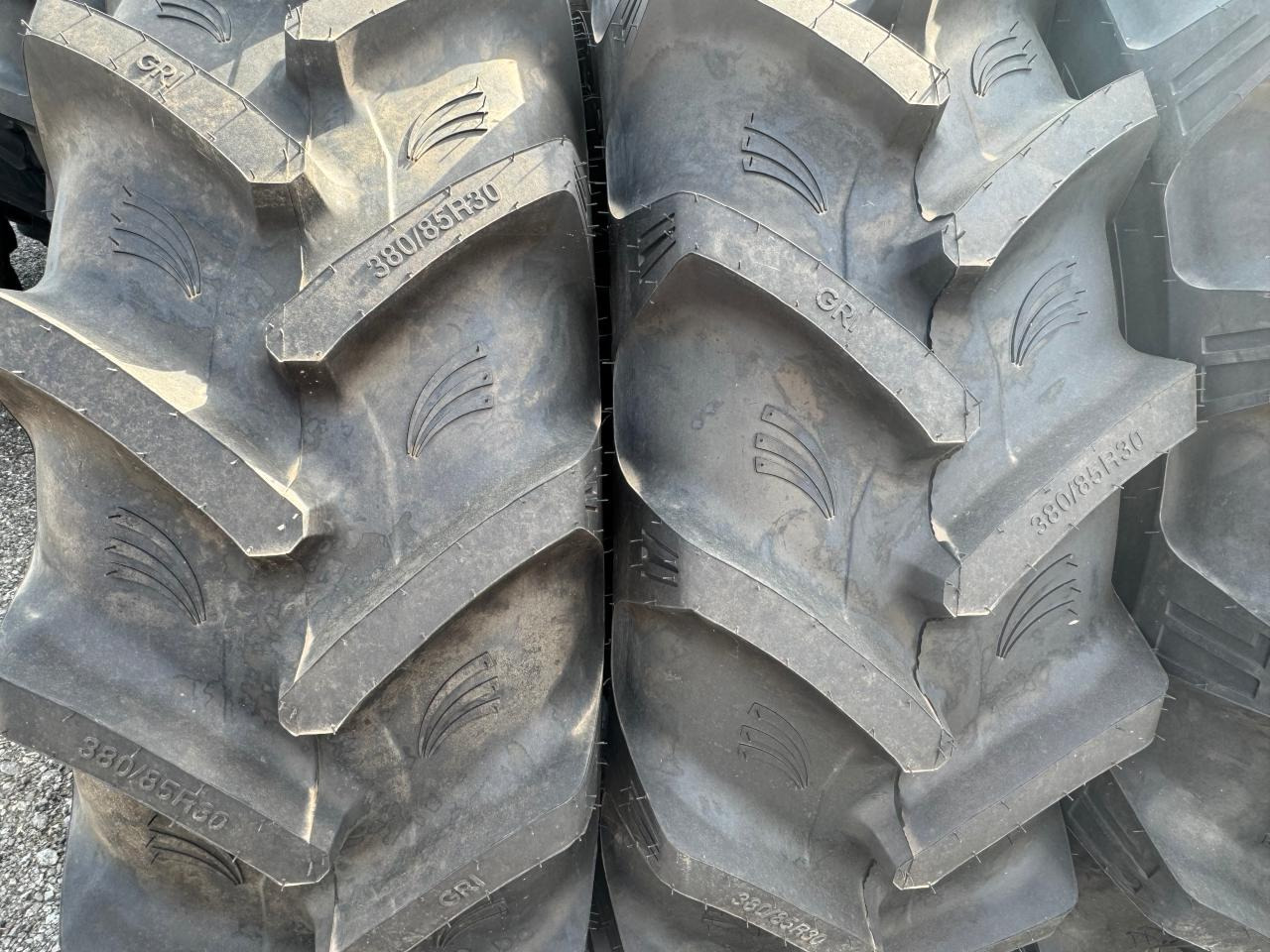 380/85R30 *GRI* - Pneu: foto 3 380/85R30 *GRI* - Pneu: foto 3