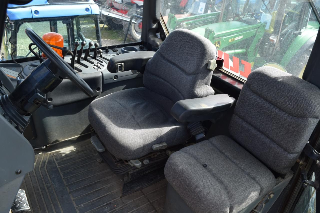 Trator de rastos CLAAS Challenger 75 E: foto 7