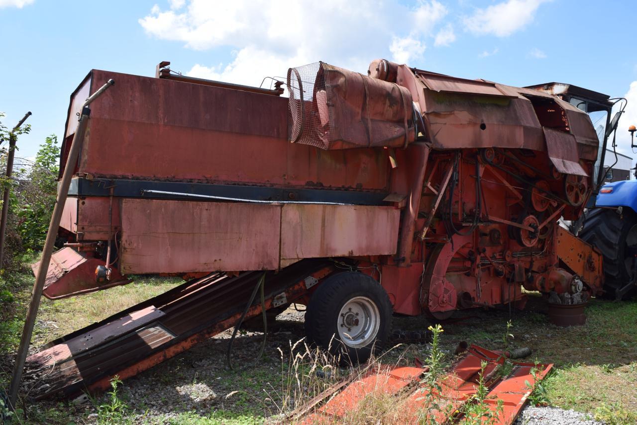 Deutz-Fahr 1620 hydro *zur Teileverwertung* - Ceifeira debulhadora: foto 4 Deutz-Fahr 1620 hydro *zur Teileverwertung* - Ceifeira debulhadora: foto 4