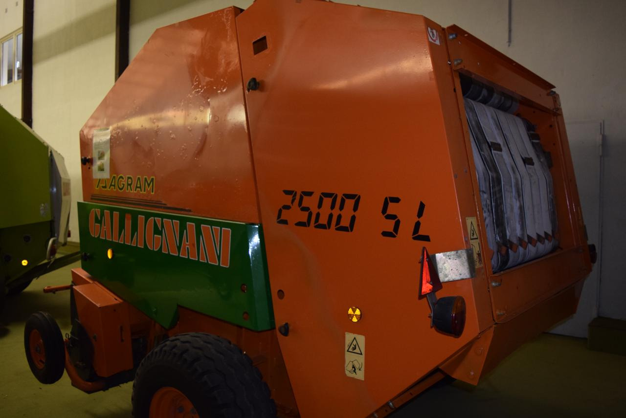 Gallignani 2500 SL - Enfardadeira de fardos redondos: foto 4 Gallignani 2500 SL - Enfardadeira de fardos redondos: foto 4
