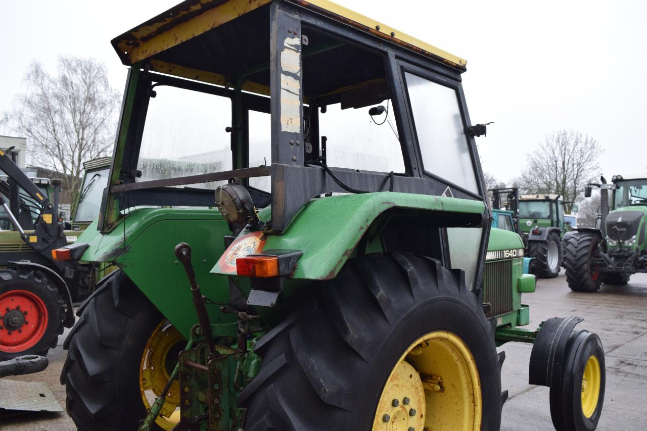 John Deere 1640 - Trator: foto 5 John Deere 1640 - Trator: foto 5