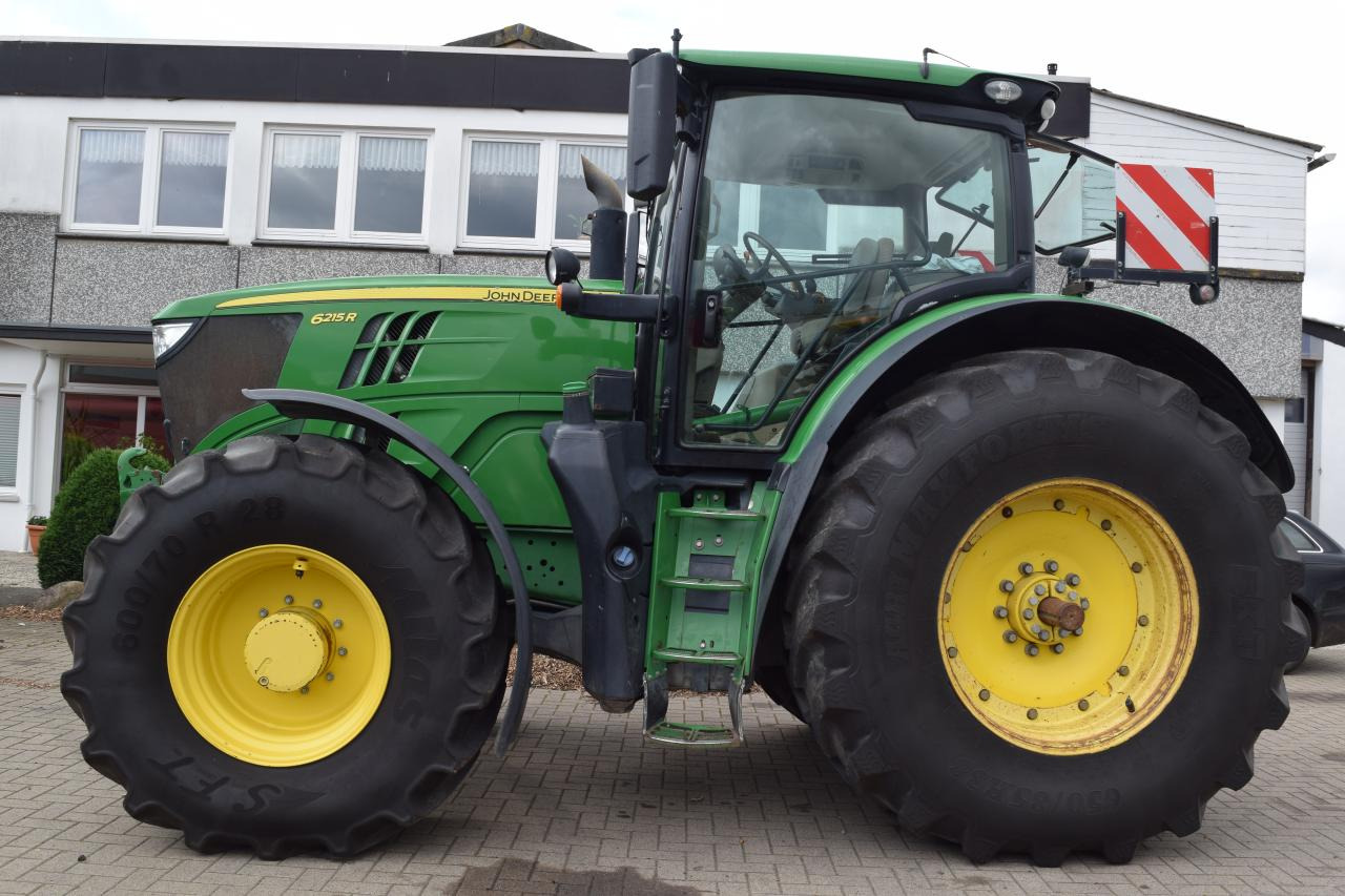 John Deere 6215 R - Trator: foto 2 John Deere 6215 R - Trator: foto 2