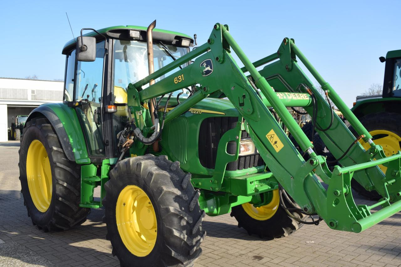 John Deere 6220 - Trator: foto 3 John Deere 6220 - Trator: foto 3