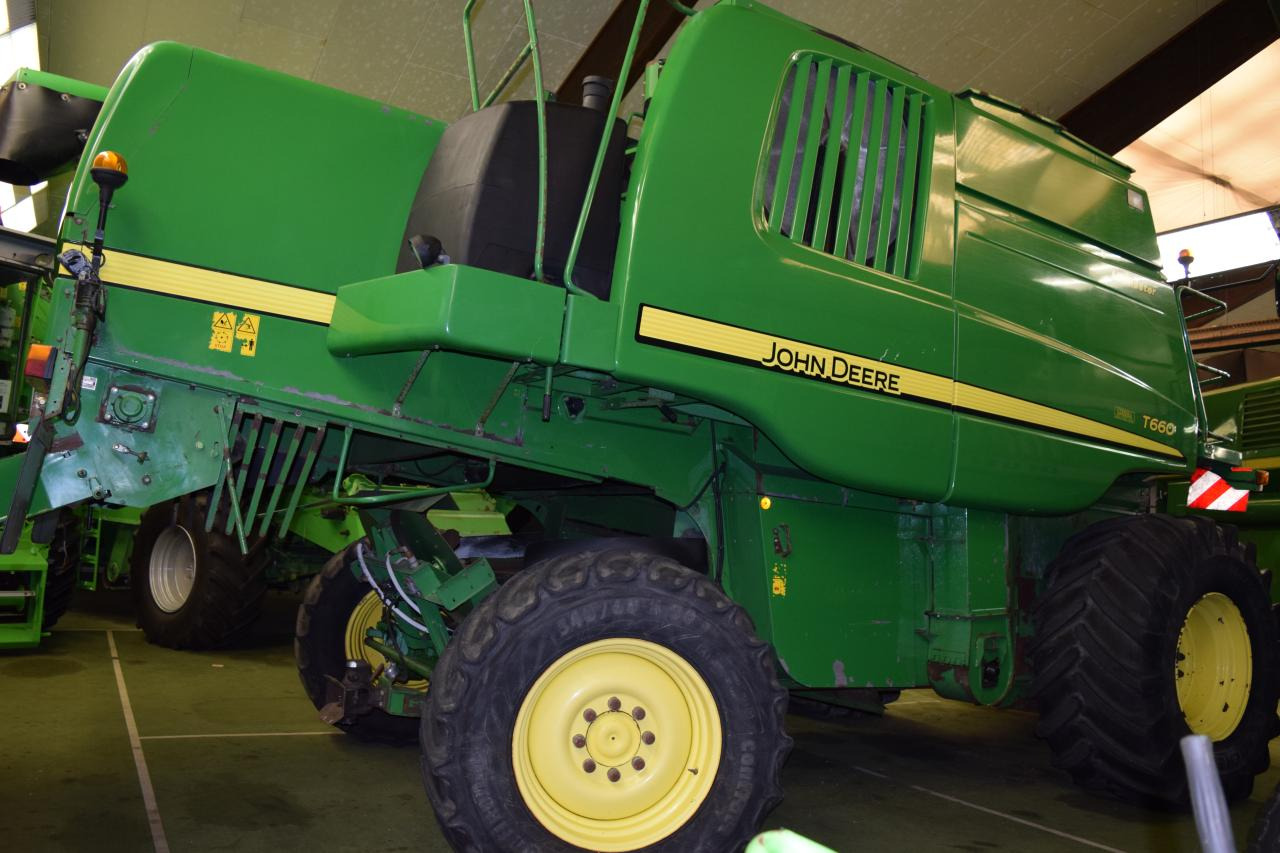 John Deere T 660 HM - Ceifeira debulhadora: foto 5 John Deere T 660 HM - Ceifeira debulhadora: foto 5