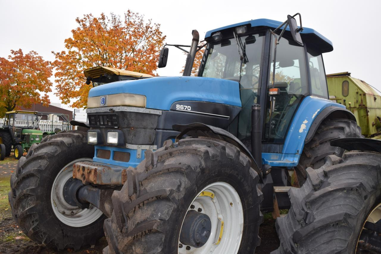 New Holland 8670 TA - Trator: foto 1 New Holland 8670 TA - Trator: foto 1