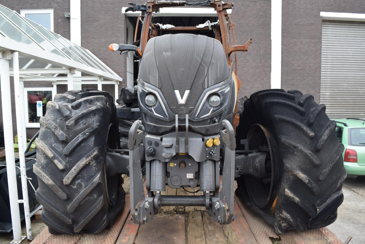 Valtra T234 *zur Teileverwertung* - Trator: foto 1 Valtra T234 *zur Teileverwertung* - Trator: foto 1