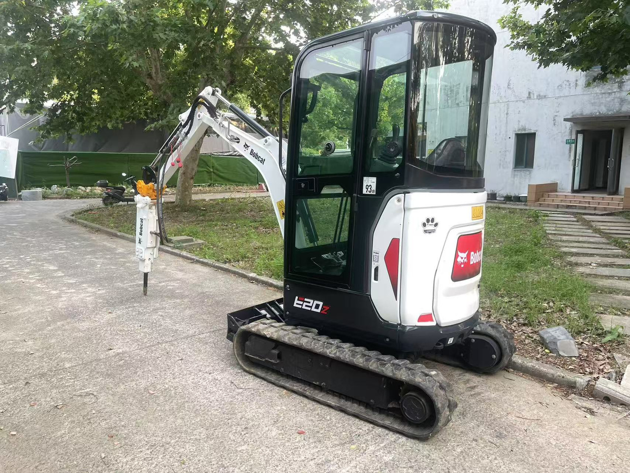 BOBCAT E20Z - Mini escavadeira: foto 3 BOBCAT E20Z - Mini escavadeira: foto 3