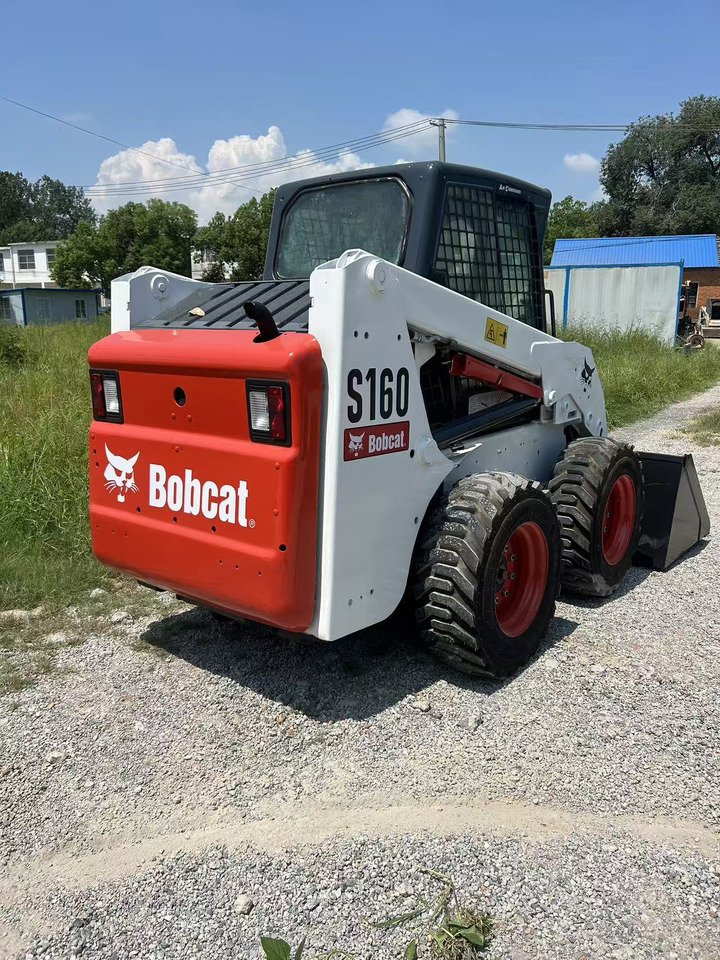 BOBCAT S160 - Mini pá carregadora: foto 2 BOBCAT S160 - Mini pá carregadora: foto 2