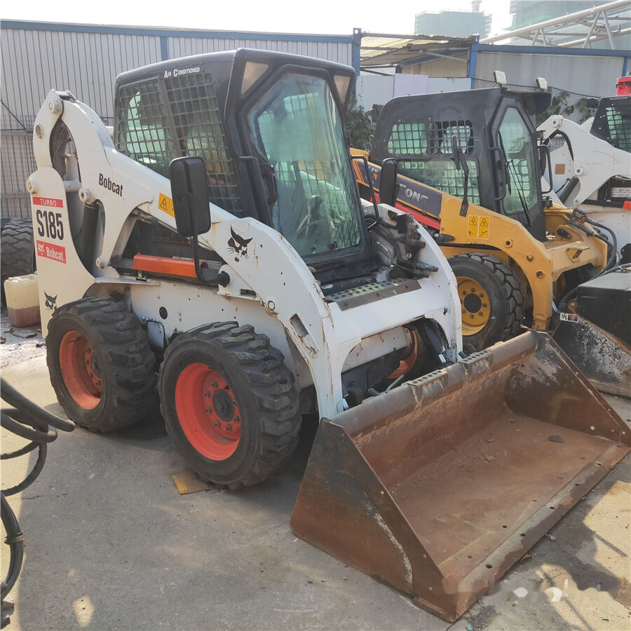 Bobcat S185 - Mini pá carregadora: foto 3 Bobcat S185 - Mini pá carregadora: foto 3