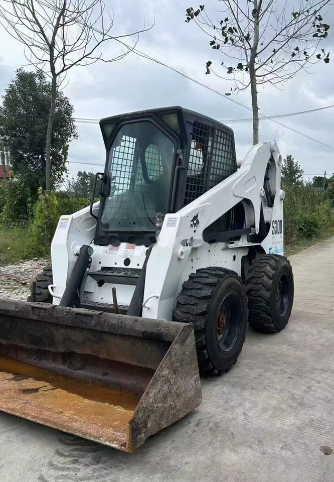 Bobcat S300 - Mini pá carregadora: foto 3 Bobcat S300 - Mini pá carregadora: foto 3