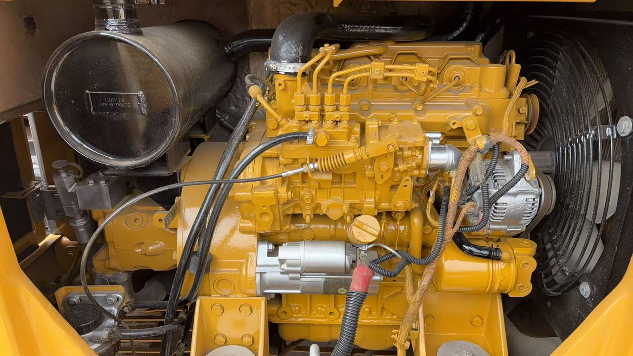 CATERPILLAR 306E2 - Mini escavadeira: foto 4 CATERPILLAR 306E2 - Mini escavadeira: foto 4