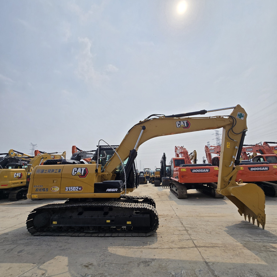 CATERPILLAR 315D2GC - Escavadora de rastos: foto 1 CATERPILLAR 315D2GC - Escavadora de rastos: foto 1