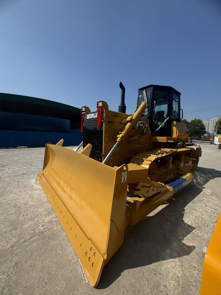 CATERPILLAR D6G - Buldôzer: foto 2 CATERPILLAR D6G - Buldôzer: foto 2