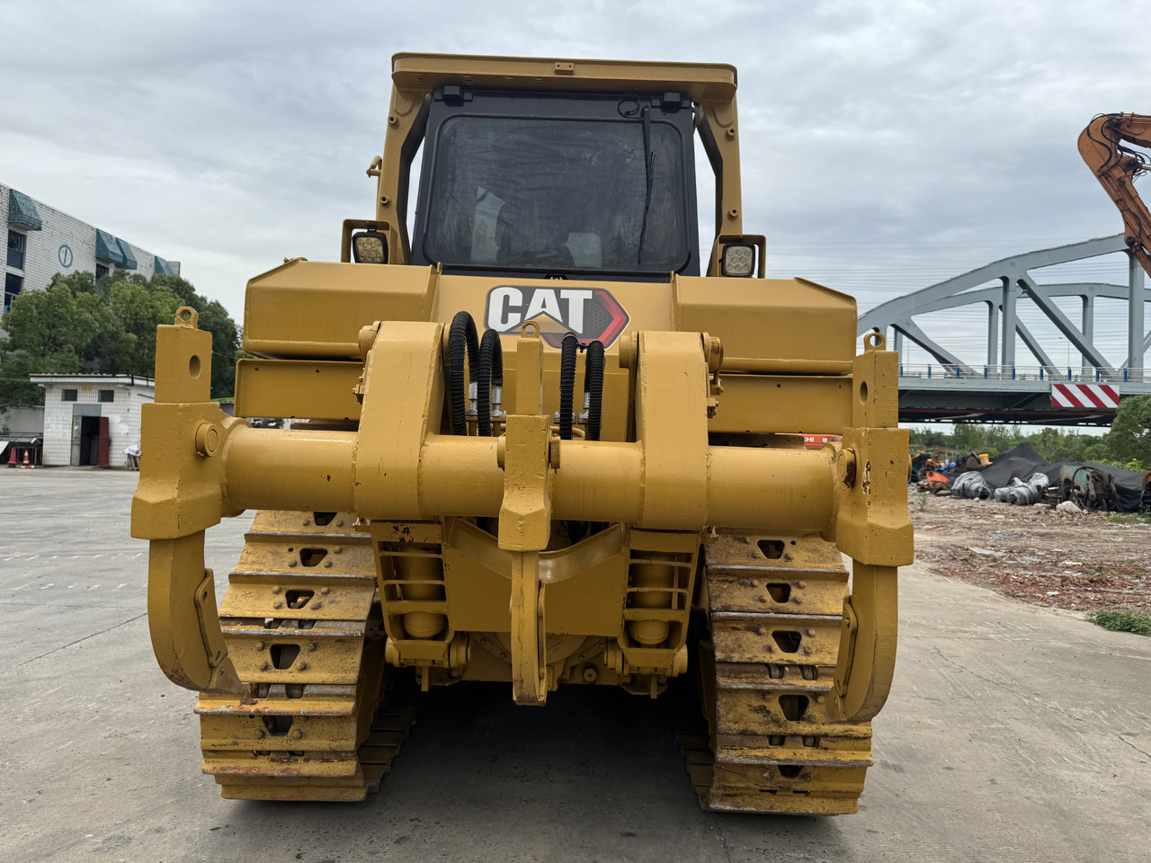 CATERPILLAR D6R - Buldôzer: foto 5 CATERPILLAR D6R - Buldôzer: foto 5