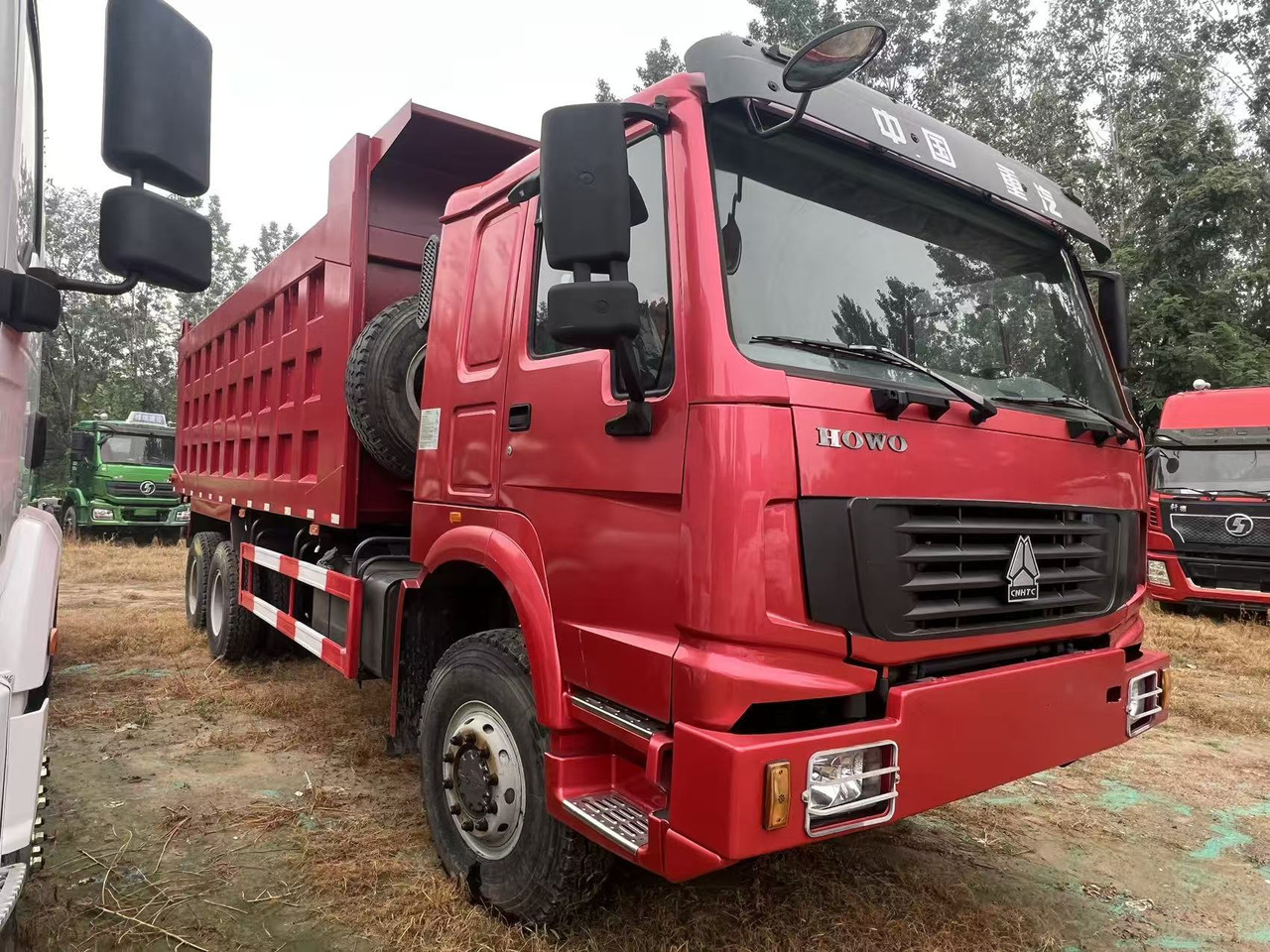 SINOTRUK HOWO - Camião: foto 2 SINOTRUK HOWO - Camião: foto 2
