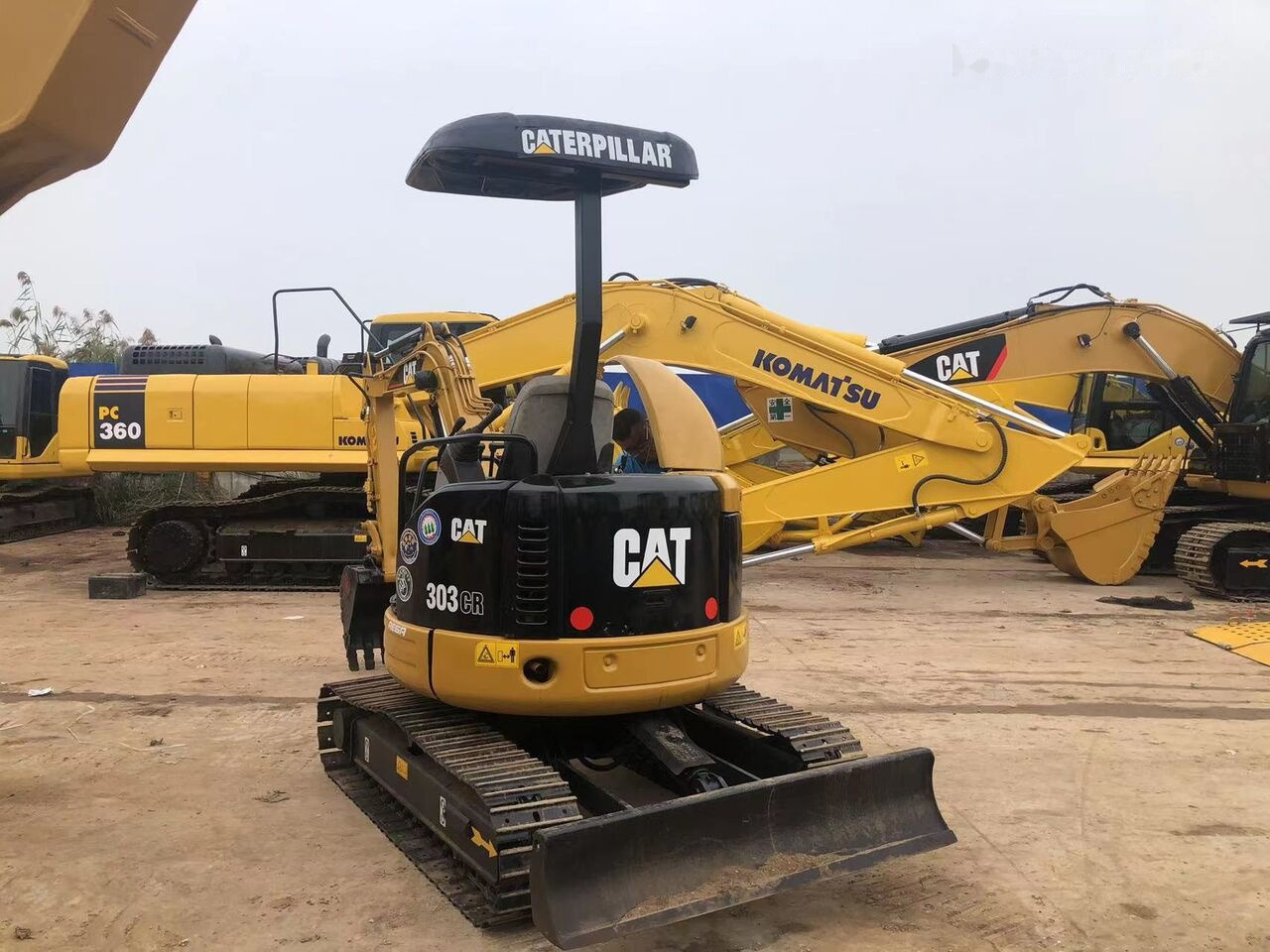 Caterpillar 303CR - Mini escavadeira: foto 5 Caterpillar 303CR - Mini escavadeira: foto 5