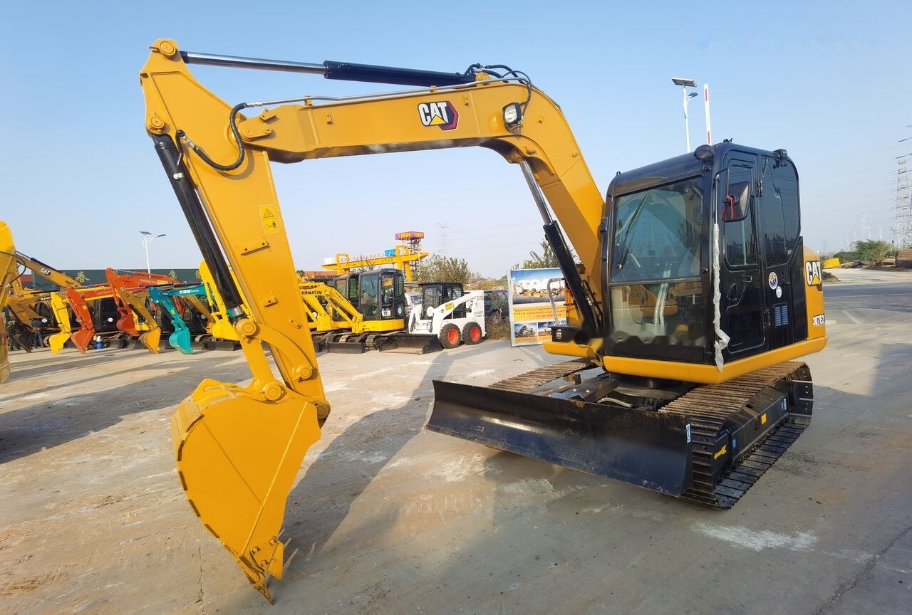 Caterpillar 307E2 - Mini escavadeira: foto 1 Caterpillar 307E2 - Mini escavadeira: foto 1