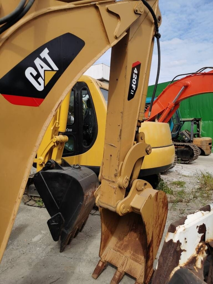 Caterpillar 420F - Retroescavadeira: foto 4 Caterpillar 420F - Retroescavadeira: foto 4