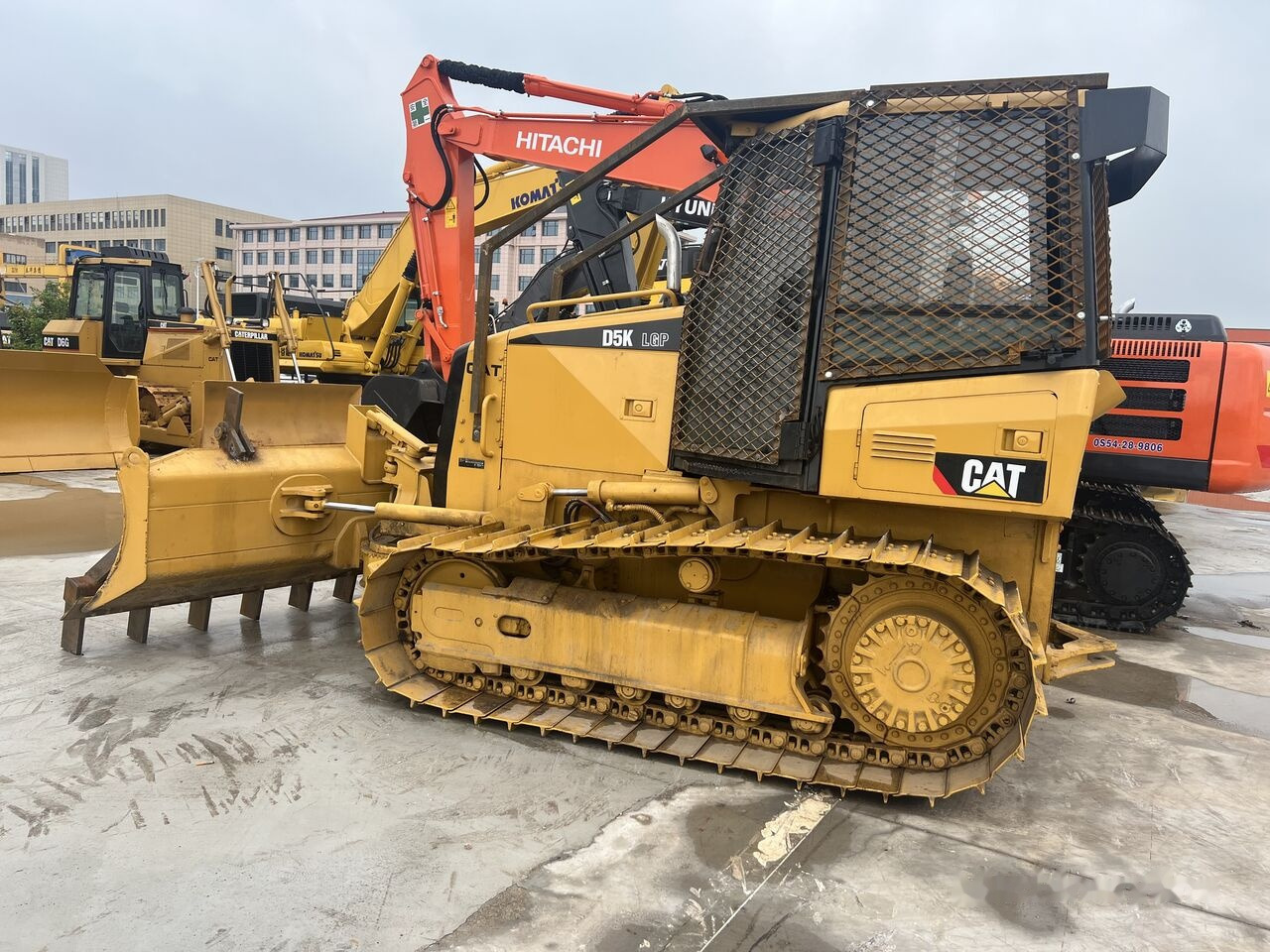 Caterpillar D5K - Buldôzer: foto 4 Caterpillar D5K - Buldôzer: foto 4