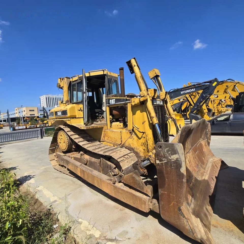 Locação financeira de Caterpillar D6R Caterpillar D6R: foto 8