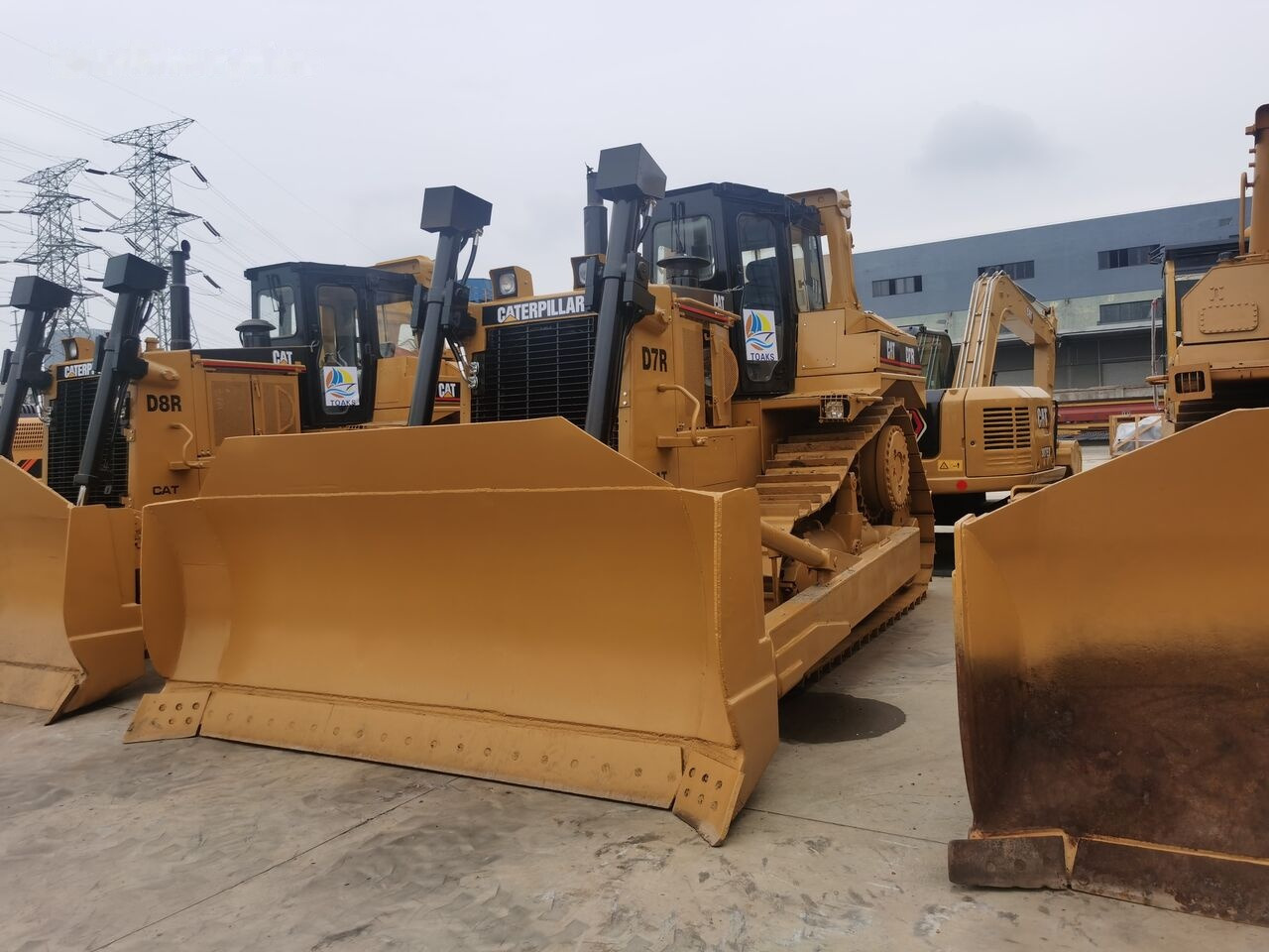 Caterpillar D7R - Buldôzer: foto 5 Caterpillar D7R - Buldôzer: foto 5
