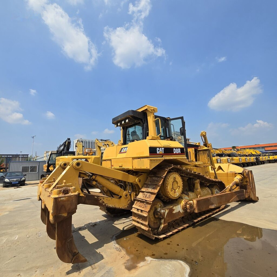 Caterpillar D8R - Buldôzer: foto 2 Caterpillar D8R - Buldôzer: foto 2