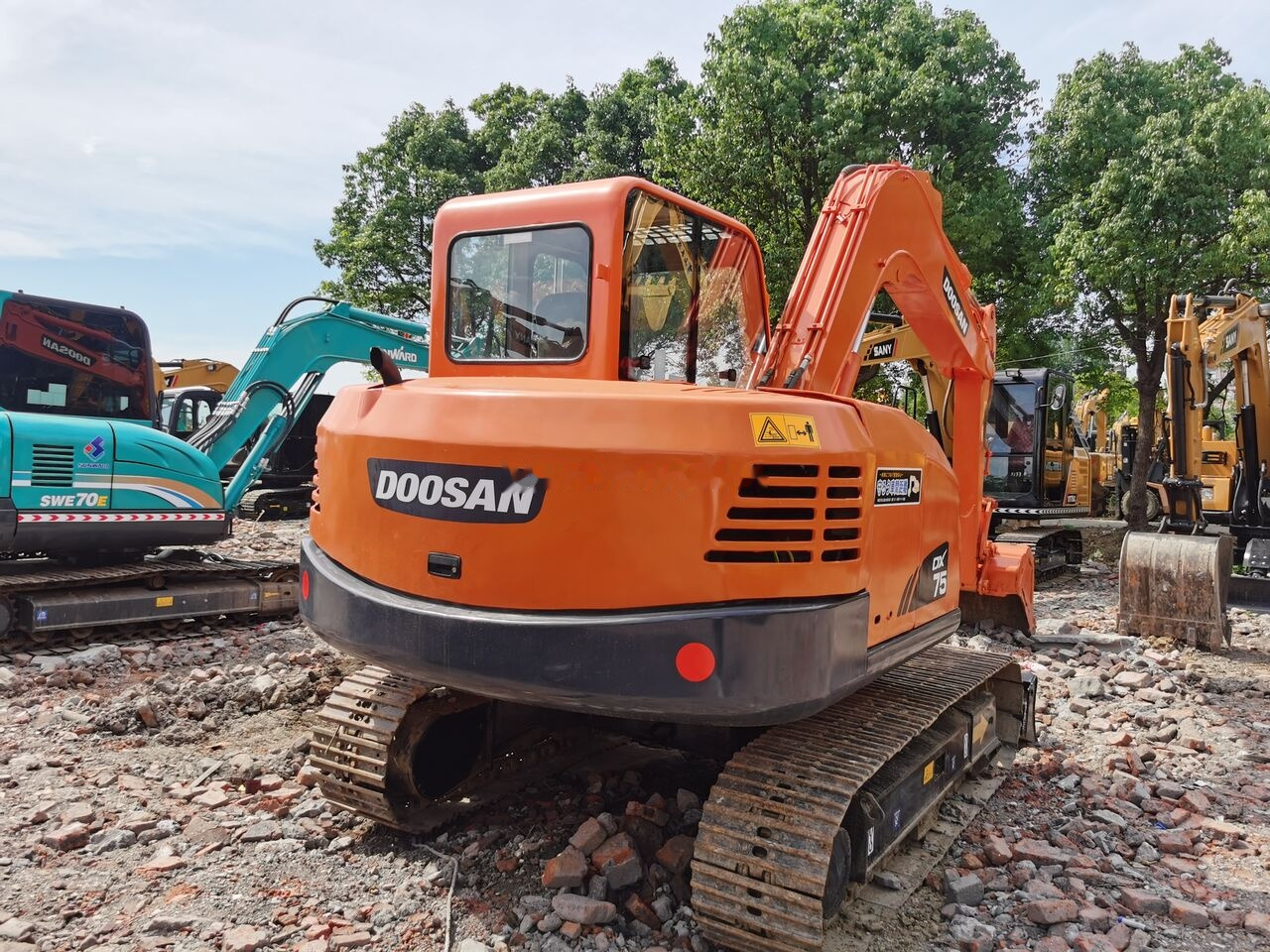 Doosan DX75 - Escavadora de rastos: foto 4 Doosan DX75 - Escavadora de rastos: foto 4