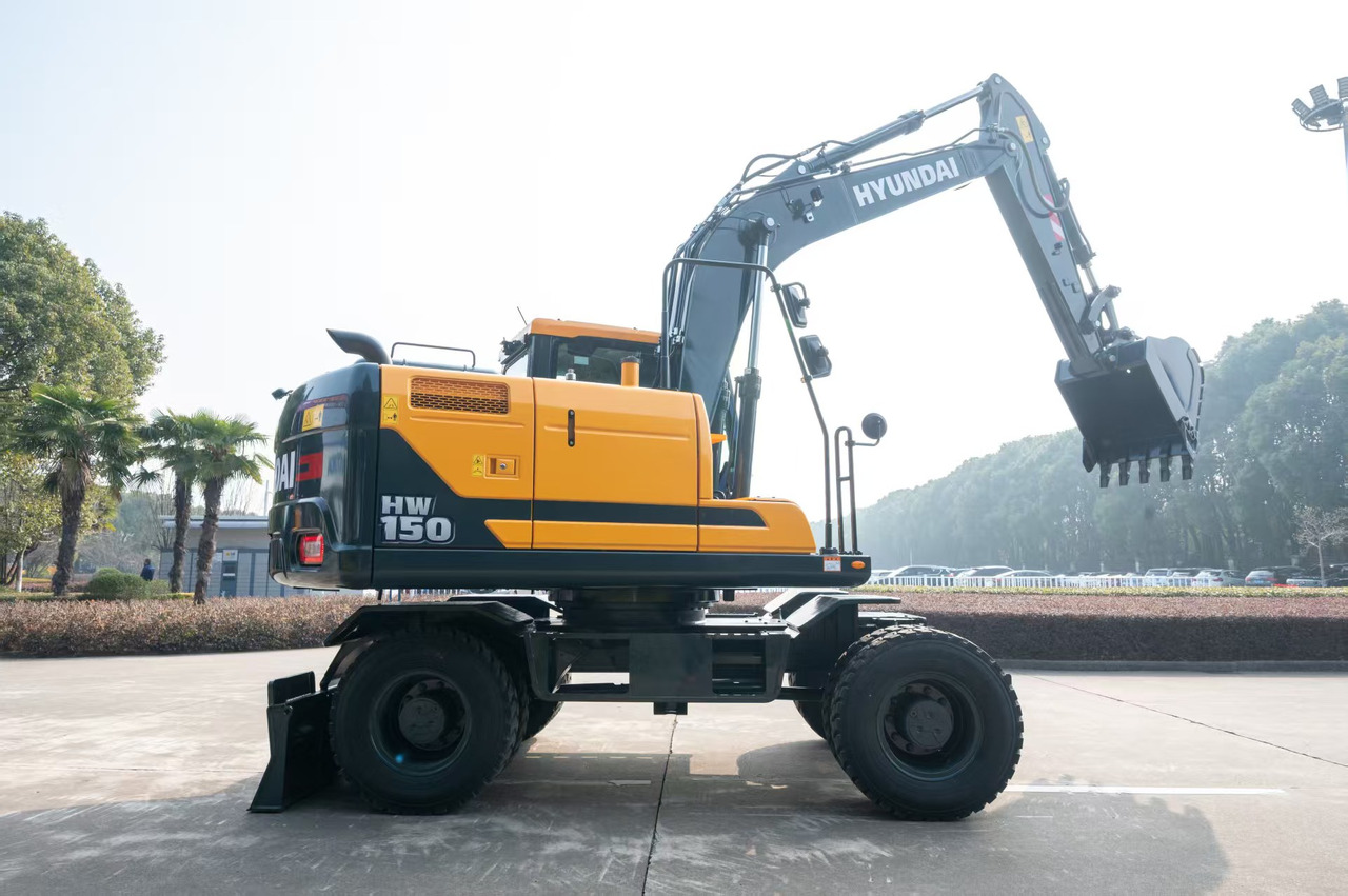 Escavadeira de rodas novo HYUNDAI HW150: foto 8
