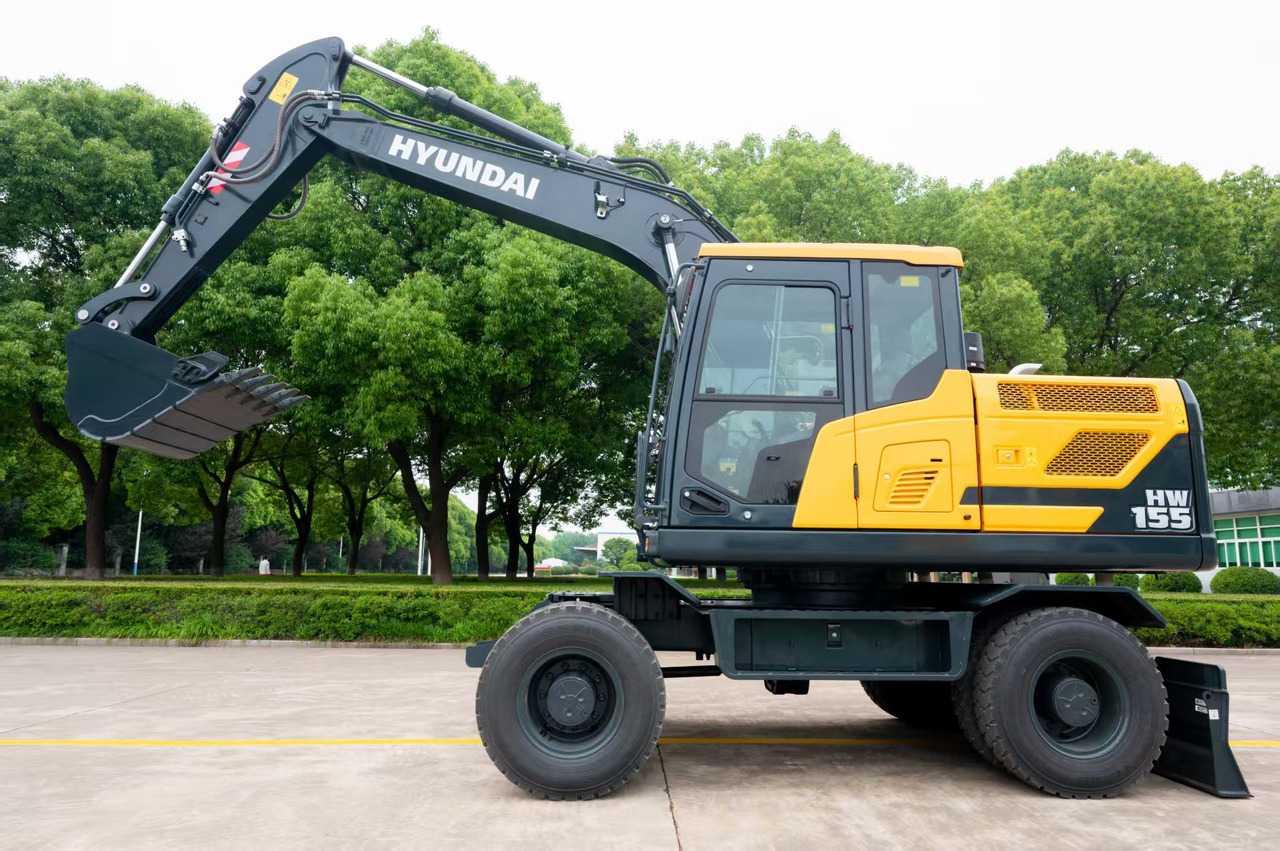 HYUNDAI HW155 - Escavadeira de rodas: foto 4 HYUNDAI HW155 - Escavadeira de rodas: foto 4