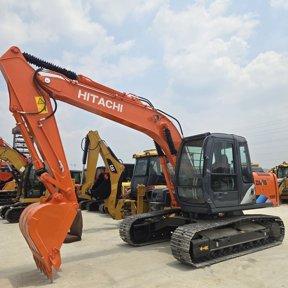 Hitachi ZX120 - Escavadora de rastos: foto 3 Hitachi ZX120 - Escavadora de rastos: foto 3