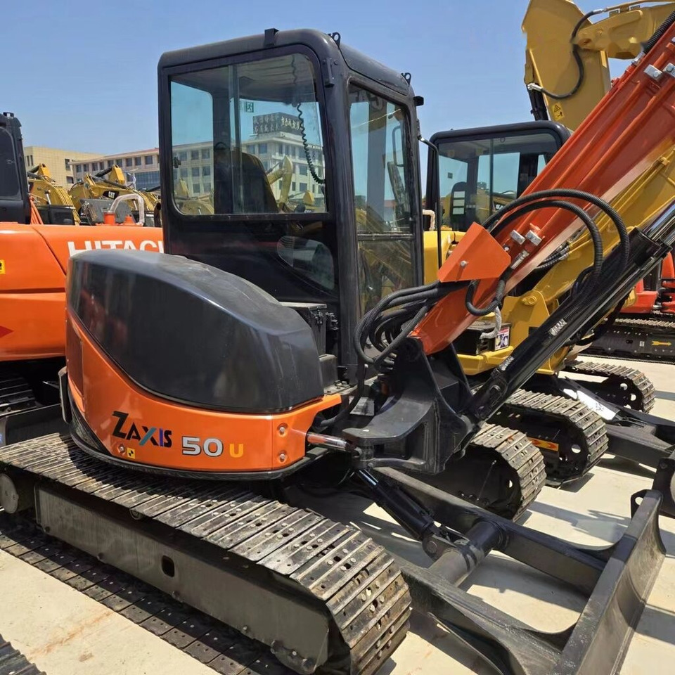 Hitachi ZX50U - Mini escavadeira: foto 5 Hitachi ZX50U - Mini escavadeira: foto 5
