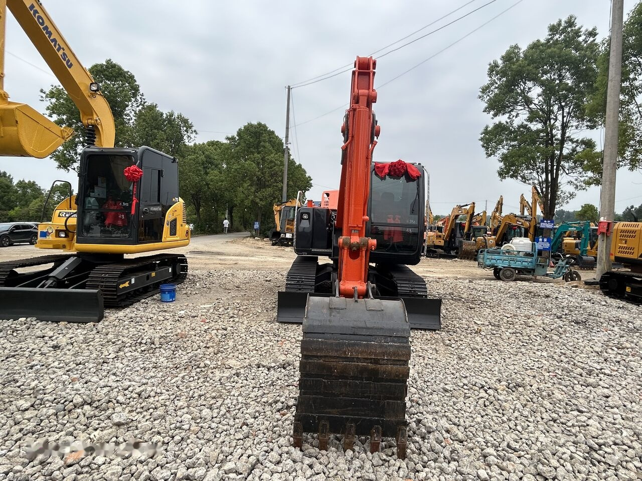 Hitachi ZX70 - Escavadora de rastos: foto 4 Hitachi ZX70 - Escavadora de rastos: foto 4