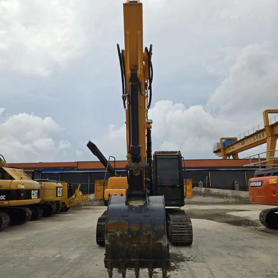 Escavadora de rastos Hyundai R220LC-9s: foto 6