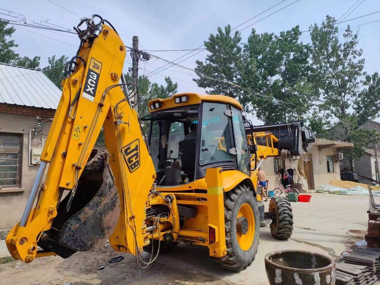 JCB 3CX - Retroescavadeira: foto 1 JCB 3CX - Retroescavadeira: foto 1