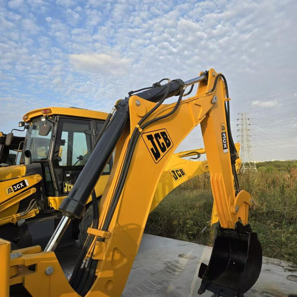 JCB 3CX - Retroescavadeira: foto 3 JCB 3CX - Retroescavadeira: foto 3