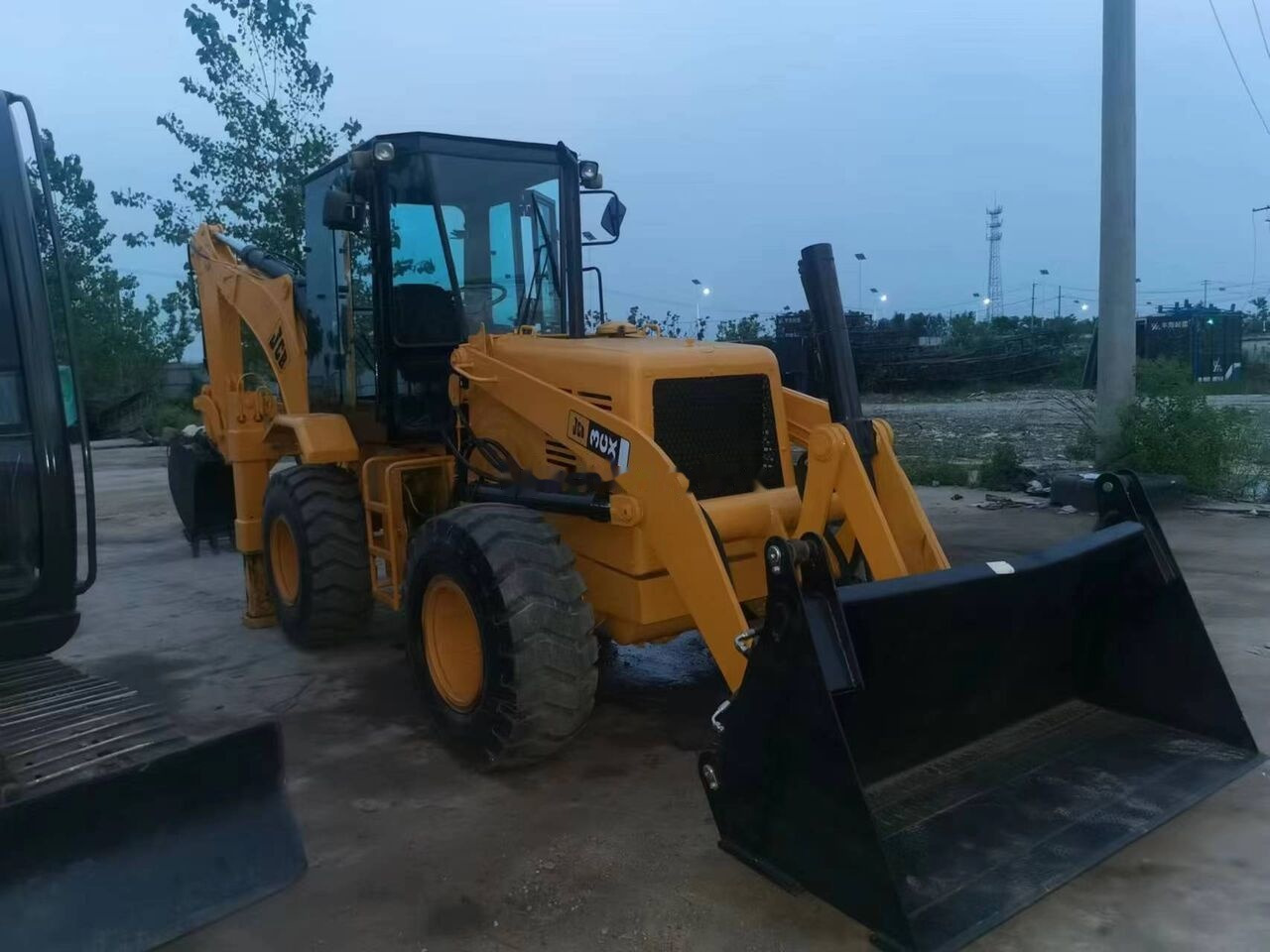 JCB 3CX - Retroescavadeira: foto 1 JCB 3CX - Retroescavadeira: foto 1