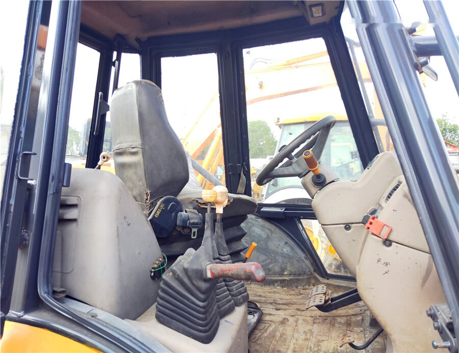JCB 4CX - Retroescavadeira: foto 2 JCB 4CX - Retroescavadeira: foto 2