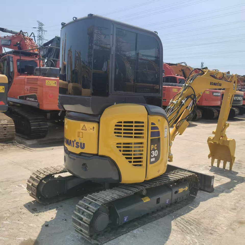 KOMATSU PC30 - Mini escavadeira: foto 5 KOMATSU PC30 - Mini escavadeira: foto 5