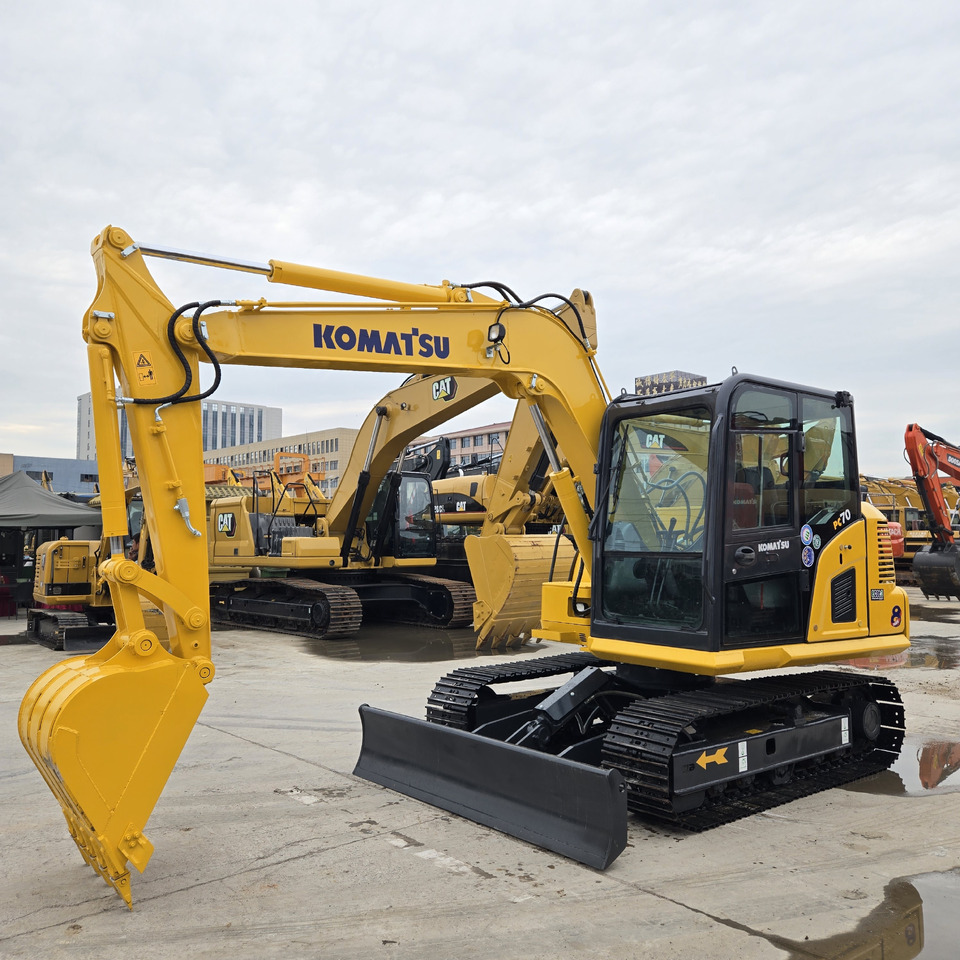 KOMATSU PC70-8 - Mini escavadeira: foto 5 KOMATSU PC70-8 - Mini escavadeira: foto 5