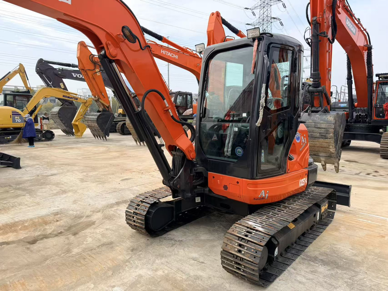 KUBOTA KX057-4 - Escavadeira: foto 5 KUBOTA KX057-4 - Escavadeira: foto 5