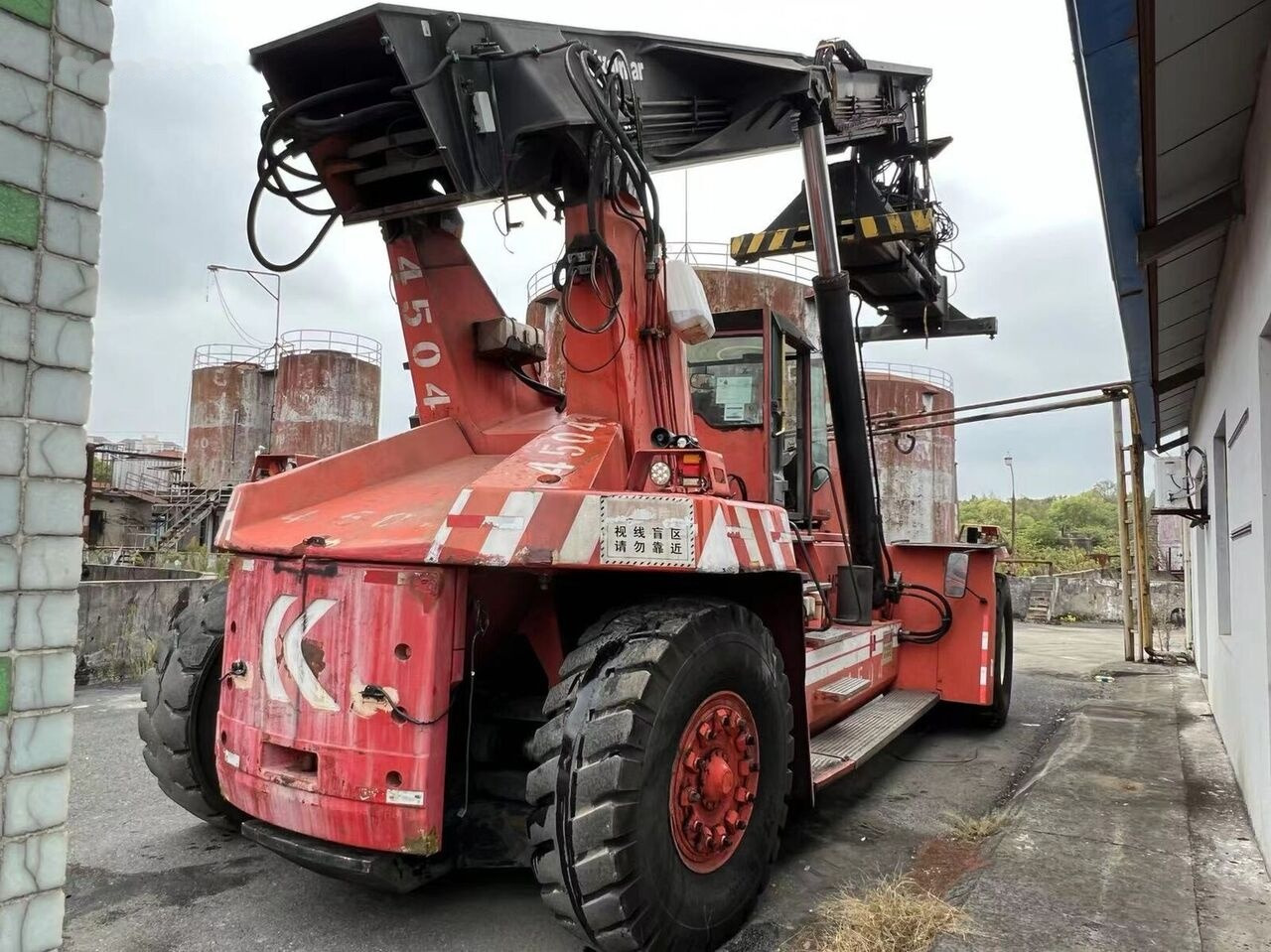 Kalmar DRF450-60S5 - Reachstacker porta contentores: foto 5 Kalmar DRF450-60S5 - Reachstacker porta contentores: foto 5