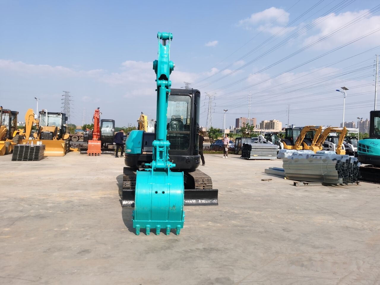 Kobelco SK55SR - Mini escavadeira: foto 2 Kobelco SK55SR - Mini escavadeira: foto 2