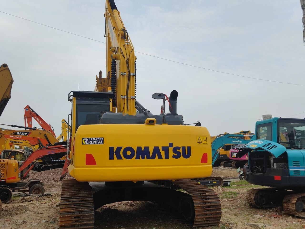 Komatsu PC240LC - Escavadora de rastos: foto 4 Komatsu PC240LC - Escavadora de rastos: foto 4