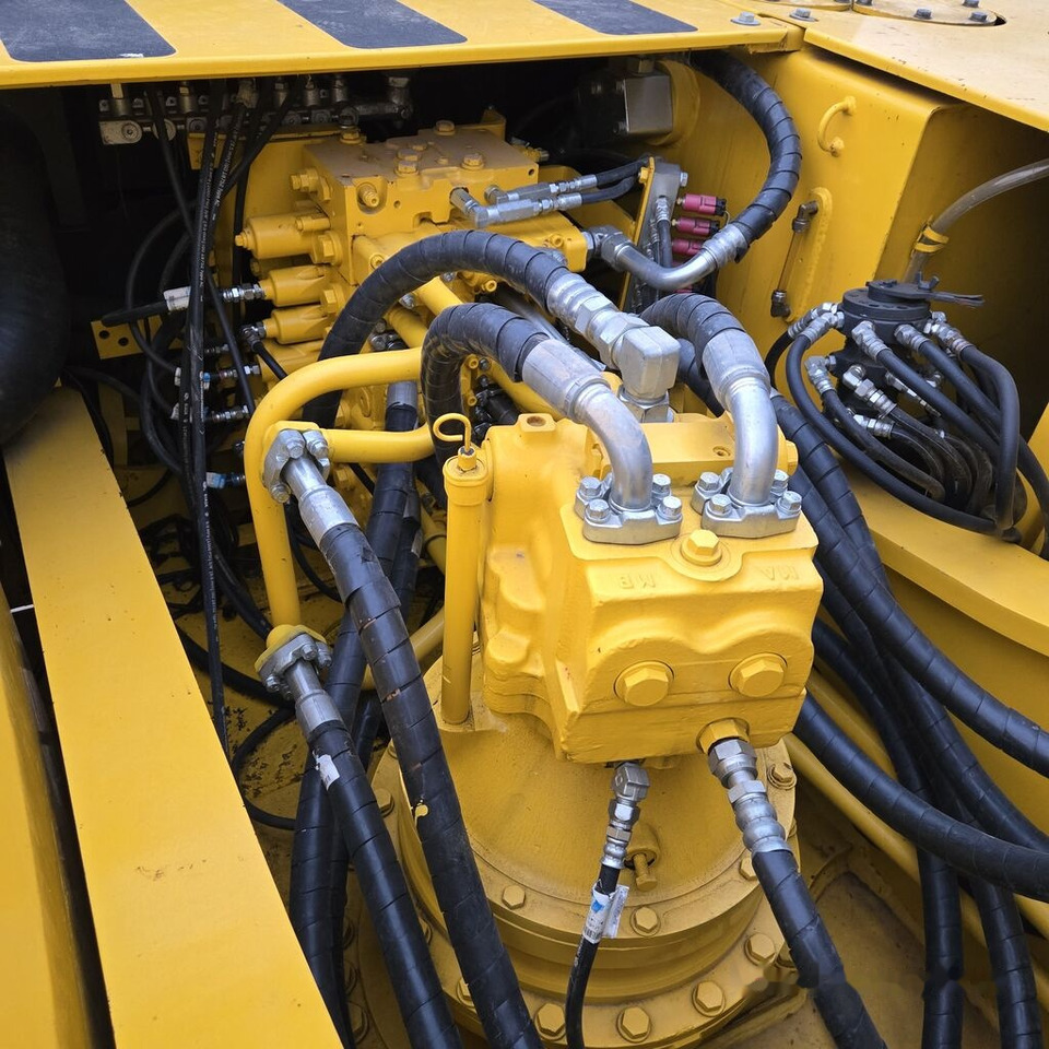 Escavadora de rastos Komatsu PC350-7: foto 10