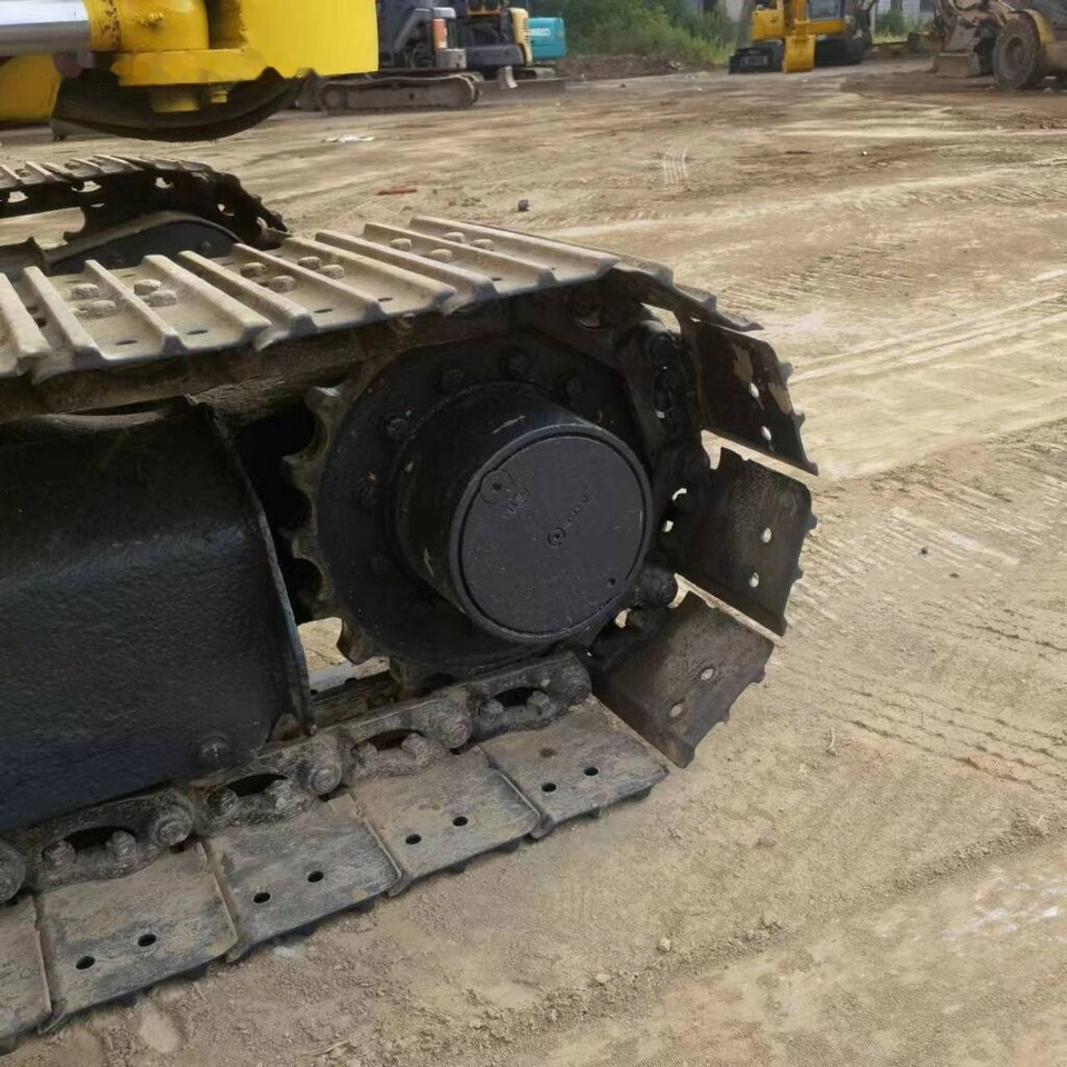 Komatsu PC50MR - Mini escavadeira: foto 4 Komatsu PC50MR - Mini escavadeira: foto 4