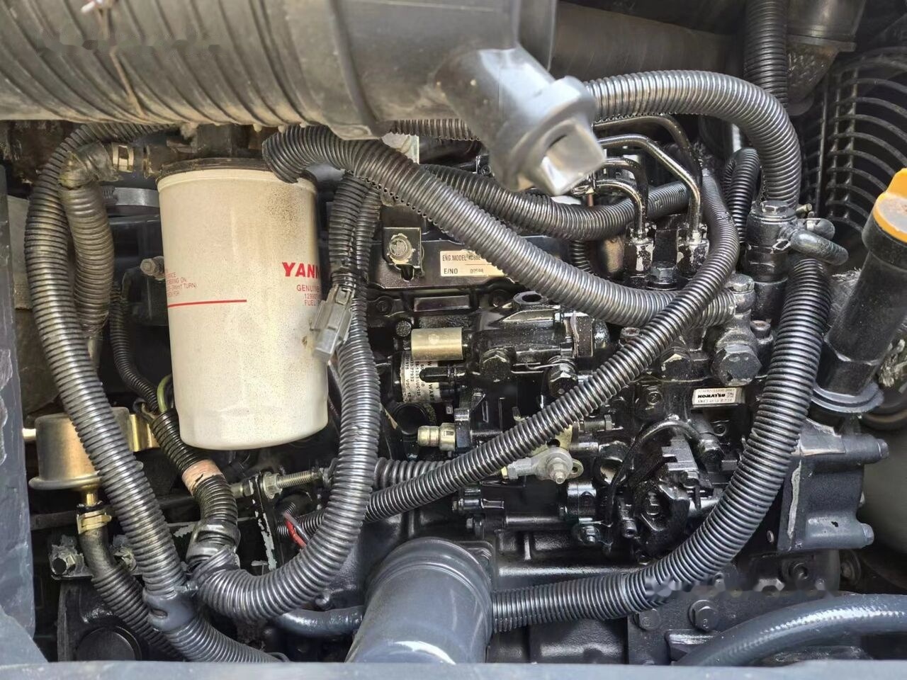 Komatsu PC55MR - Mini escavadeira: foto 4 Komatsu PC55MR - Mini escavadeira: foto 4