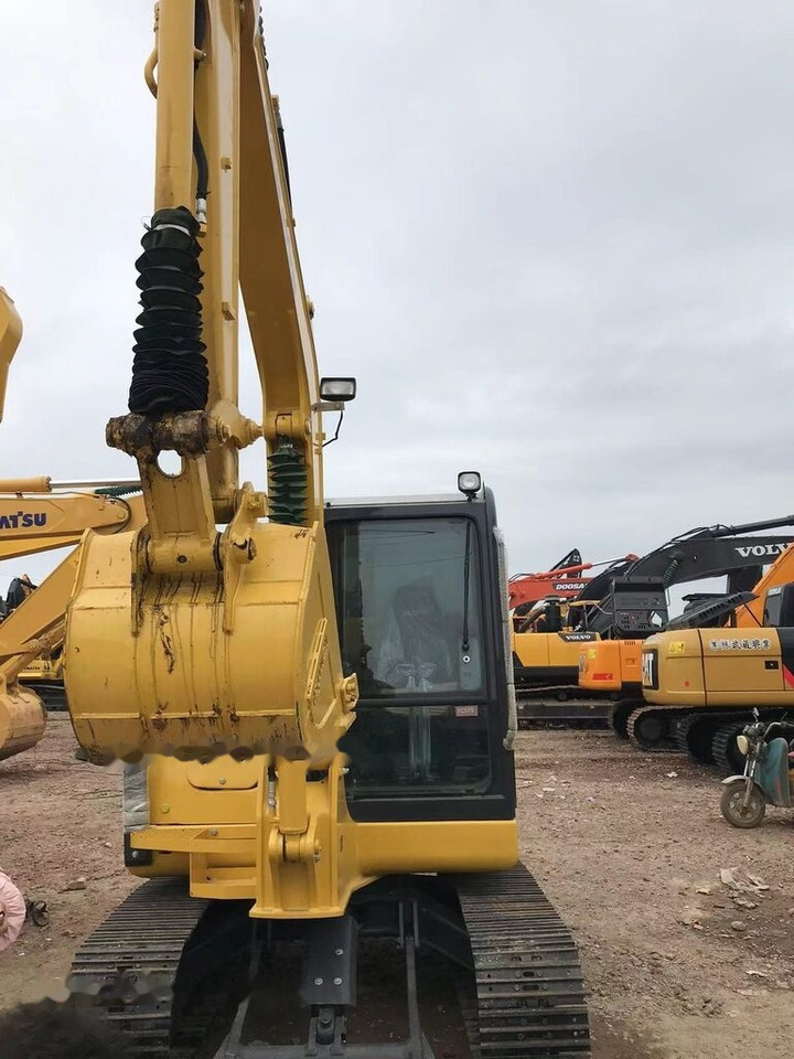 Mini escavadeira Komatsu PC56: foto 9